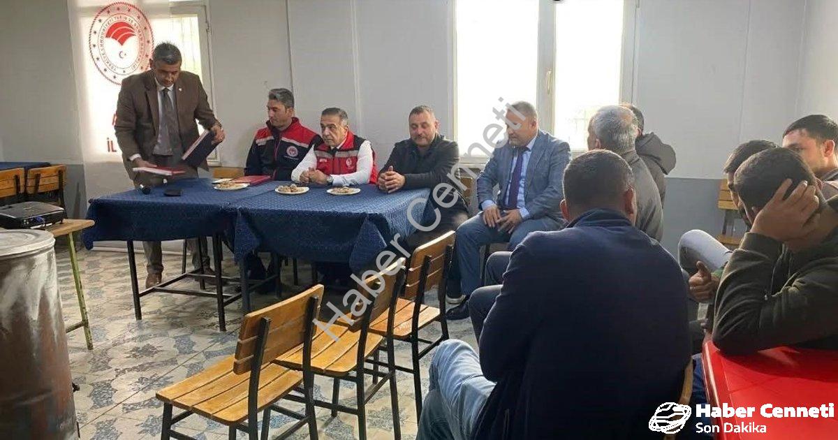 "Aydın'da Tarımın Yol Haritası Üreticilerle Birlikte Çiziliyor" başlıklı haber için fotorealistik, p